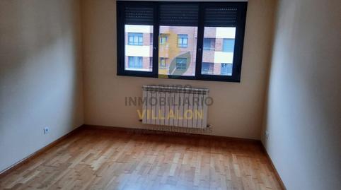 Apartment for sale on Avenida País Leonés, 3, El Soto
