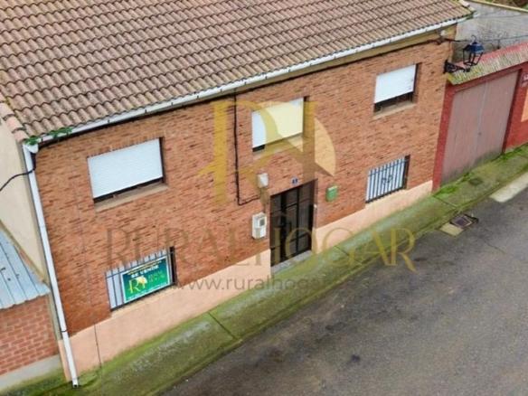 Rustic property for sale in Villamañán