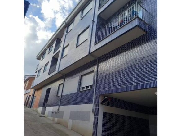 Apartment for sale in Castro Sopeña, La Asunción – La Inmaculada
