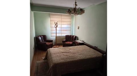 Apartment for sale on Palomera Street, San Mamés – La Palomera