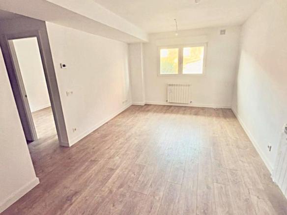 Apartment for sale on Calle Carmen, 1, Valverde de la Virgen