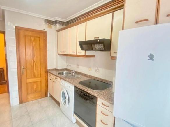 Apartment for sale on Calle de Azorín, 1, Crucero
