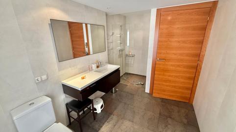 Building for sale at Calle de Astorga, 5, Crucero
