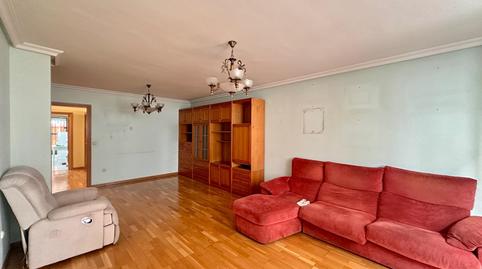Apartment for sale on Avenida Reyes Catolicos, Centro