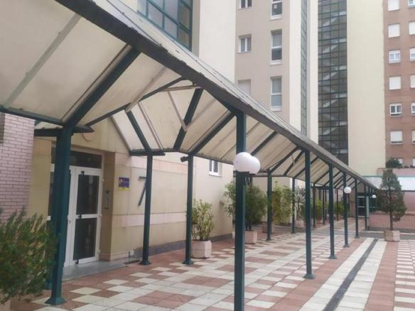 Apartment for sale on Velázquez Street, San Claudio – La Chantría