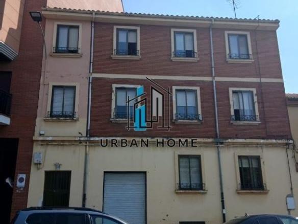 Building for sale in Las Eras de Renueva