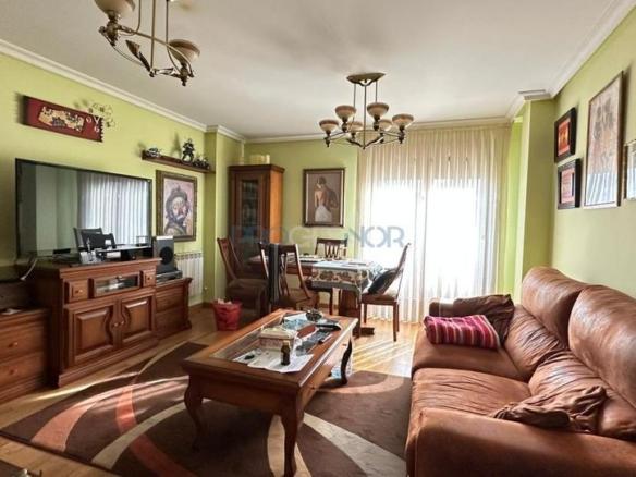 Apartment for sale on Avenida Párroco Heriberto Ampudia Caballero, Trobajo del Camino