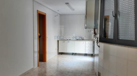 Duplex for sale on Avenida Reyes Leoneses, City Center