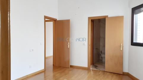 Duplex for sale on Avenida Reyes Leoneses, City Center