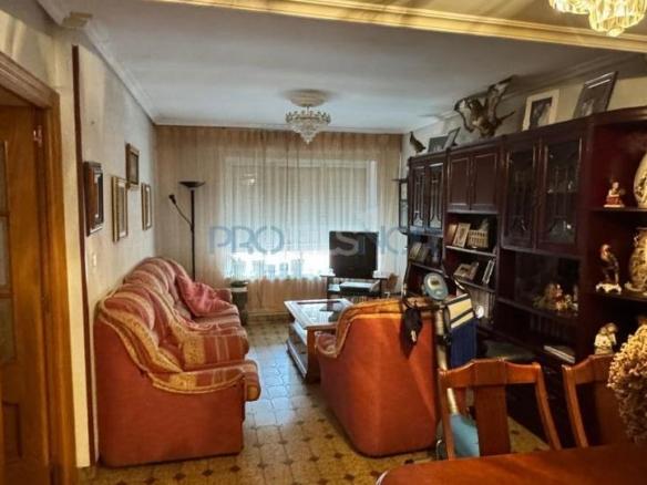 Apartment for sale in Laciana, Trobajo del Camino
