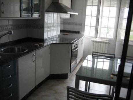Duplex for sale in Flores de Sil – La Placa