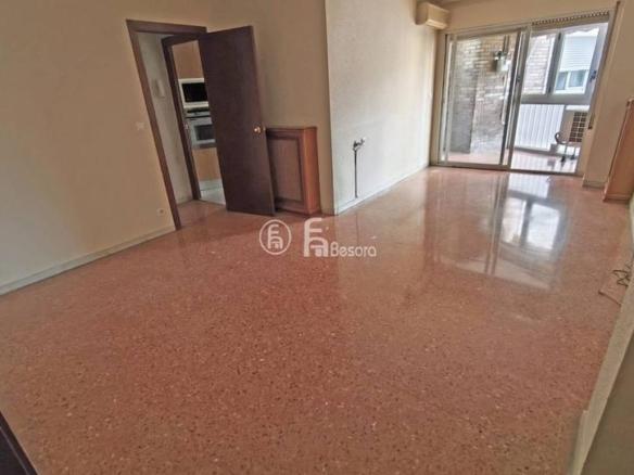Apartment for sale on Calle Roca Labrador, Instituts – Universitat