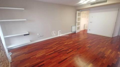 Apartment for sale on Templers Street, Instituts – Universitat