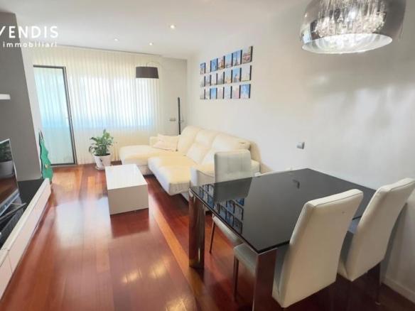 Apartment for sale on Pere de Cabrera Street, Cappont