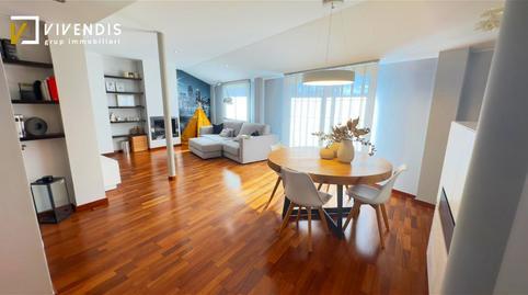 Penthouse for sale on Calle Lluis Companys, Instituts – Universitat