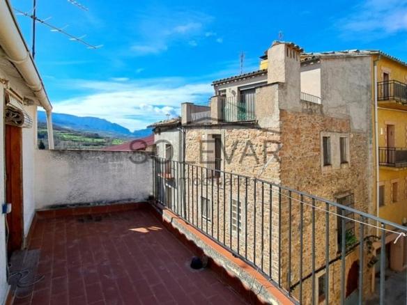 House or villa for sale in Nou, Tremp