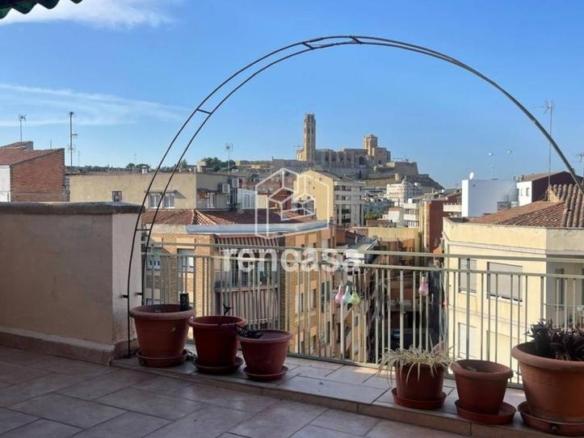 Penthouse for sale on Avenida València, Cappont