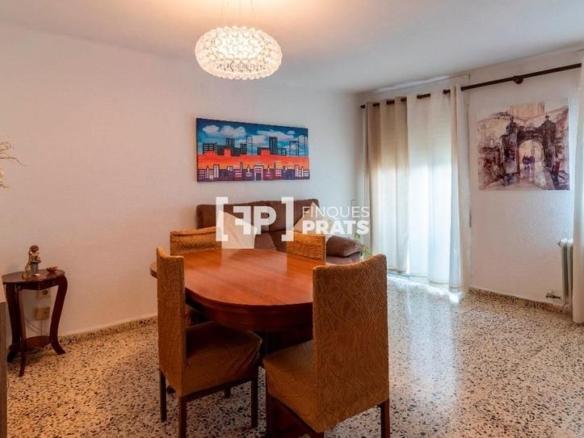 Duplex for sale in Paseo de Ronda, Príncep de Viana – Clot -Xalets Humbert Torres