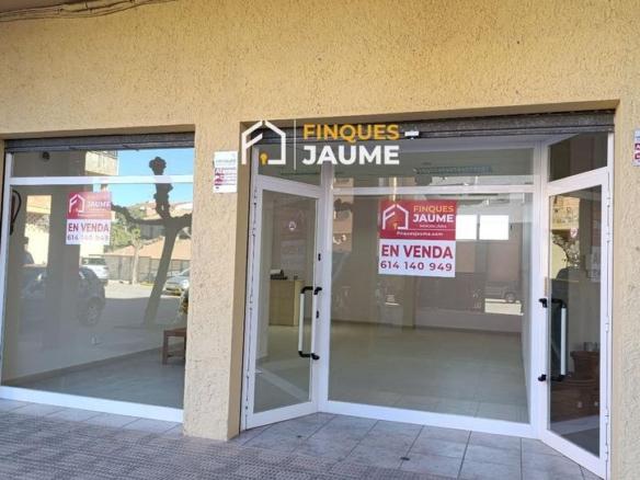 Premises for sale in Manuel de Pedrolo, Almenar