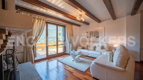 Semi-detached house for sale in Carrèr Montcorbau, 9, Vila
