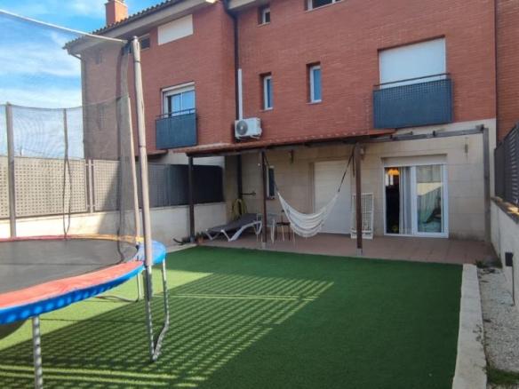 Townhouse for sale on Carrer Valentí Almirall, 6, Balaguer