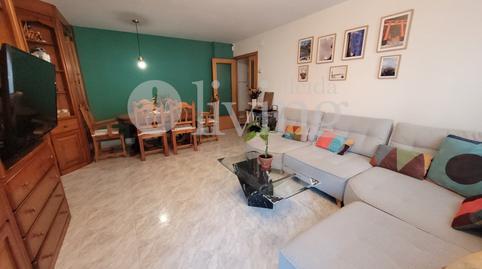 Apartment for sale on Carrer República del Paraguay, Instituts – Universitat