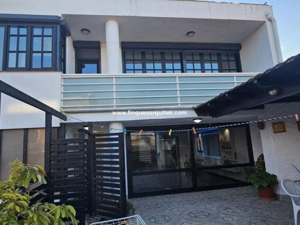 House or villa for sale in Rosselló