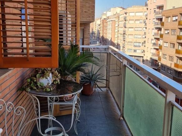 Apartment for sale in Príncep de Viana – Clot -Xalets Humbert Torres