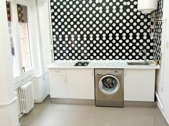 Apartment for sale in Instituts – Universitat