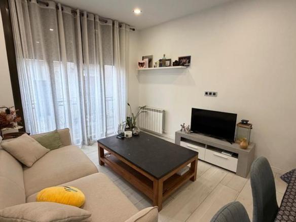 Apartment for sale in Plaça de la Sal, Center Històric