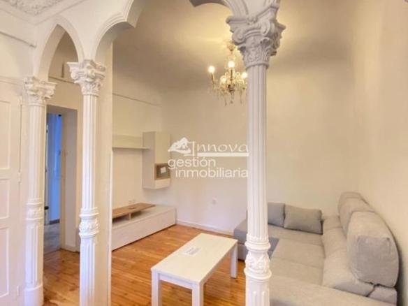 Apartment for sale in Plaza Mayor – San Agustín