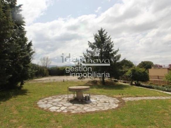 House or villa for sale in San Cristóbal de Segovia