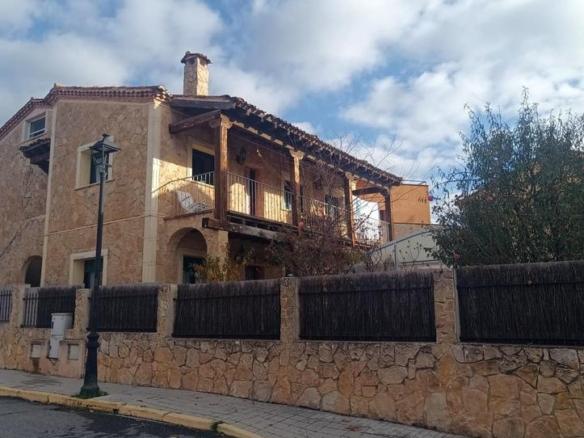 House or villa for sale in Palazuelos de Eresma