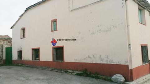 House or chalet for sale in Dobate, 4, Bernardos