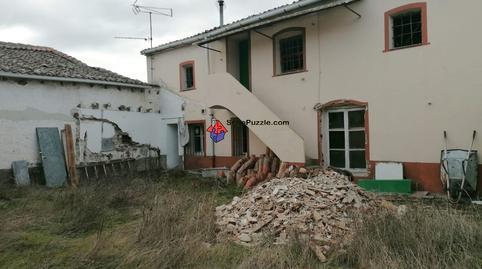 House or chalet for sale in Dobate, 4, Bernardos