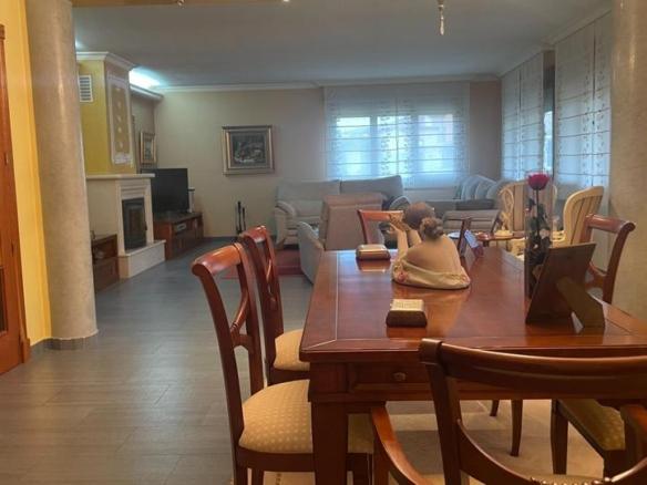House or villa for sale in La Lastrilla