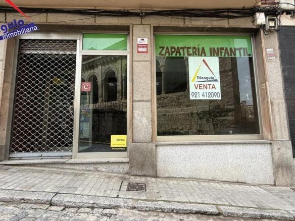 Commercial space for sale in the city center