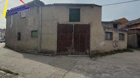 House or villa for sale in Aguilafuente