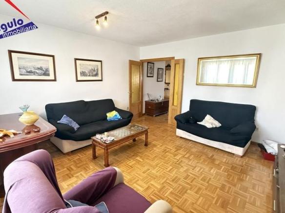 Apartment for sale on Vía Romana