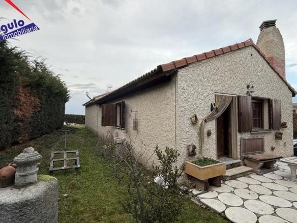 House or villa for sale in Santa María la Real de Nieva