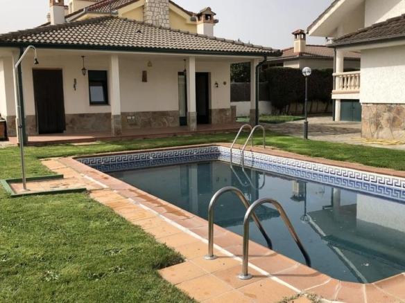 House or villa for sale in La Lastrilla