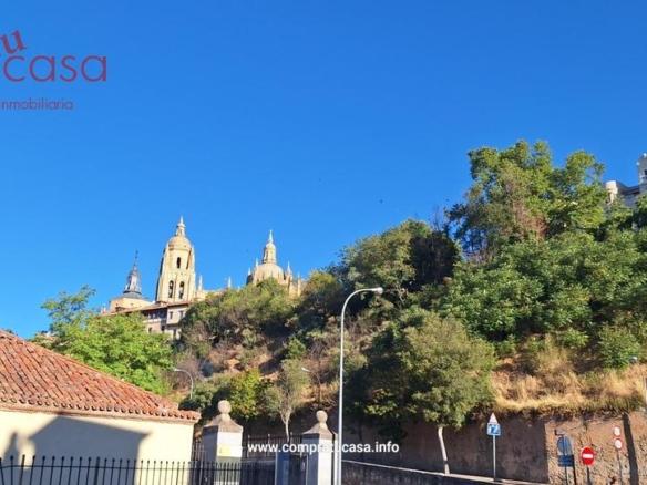Apartment for sale on Calle del Puente Sancti-spiritu, 1, Centro