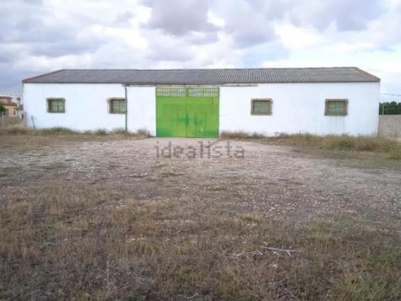Industrial building for sale on Rodelga Street, Mozoncillo