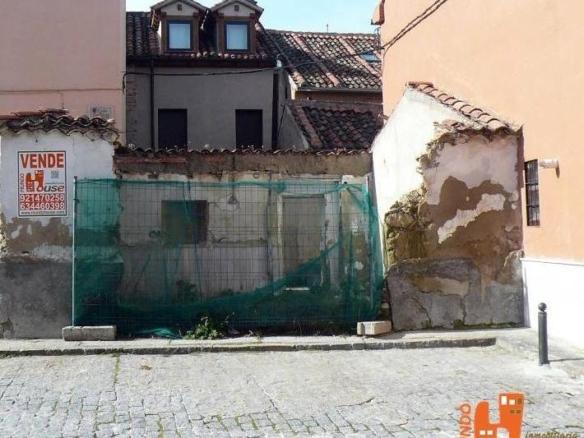 Residential property for sale in Plaza Molino, Real Sitio de San Ildefonso