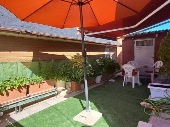 House or villa for sale on Calle el Naranjo, Ituero y Lama