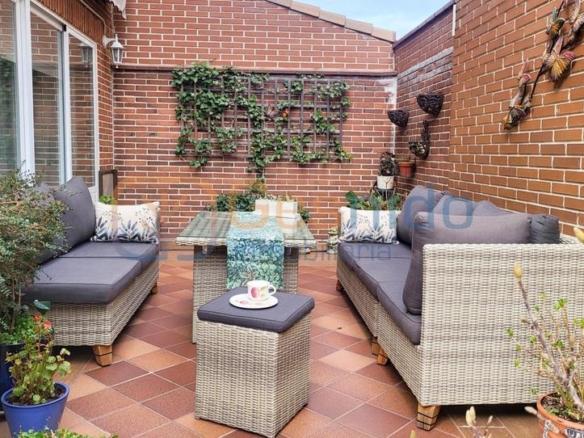 Townhouse for sale in Plaza de Toros area