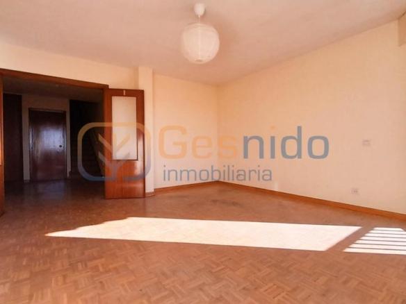 Apartment for sale on Vía Romana