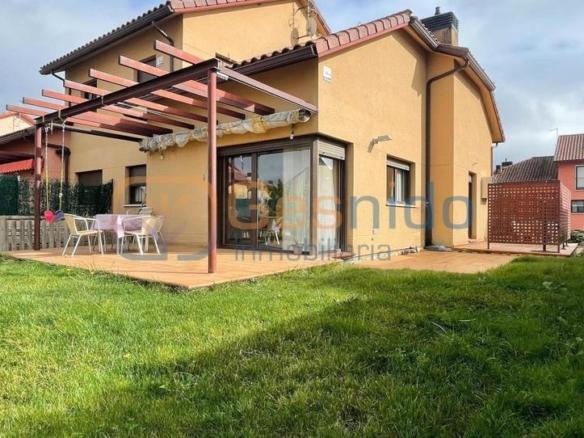 Townhouse for sale in Palazuelos de Eresma