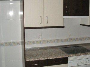 Apartment for sale on Calle de Monseñor Ayuso, Valverde del Majano