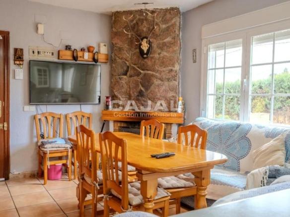 House or villa for sale in Sepúlveda, Fresno de Cantespino